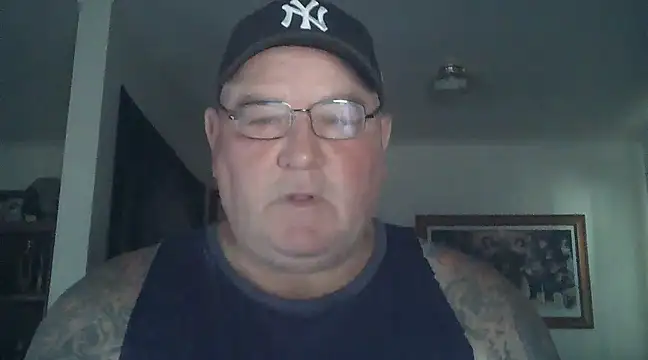 Snapshot of HOTANAL chatting on March 19, 2025, 1:43 am HOTANAL online show from March 19, 2025, 1:43 am