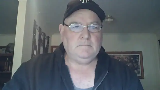 Snapshot of HOTANAL chatting on September 8, 2025, 11:37 pm HOTANAL online show from September 8, 2025, 11:37 pm