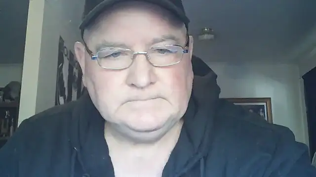 Snapshot of HOTANAL chatting on October 6, 2025, 10:29 pm HOTANAL online show from October 6, 2025, 10:29 pm