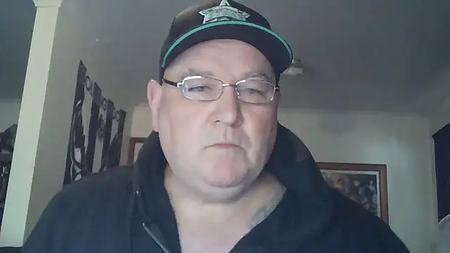 Snapshot of HOTANAL chatting on October 18, 2025, 10:21 pm HOTANAL online show from October 18, 2025, 10:21 pm