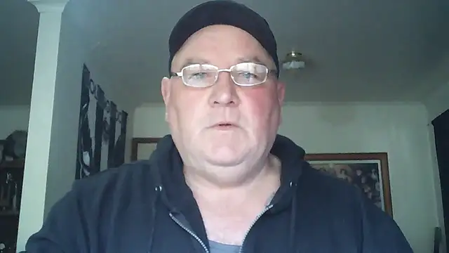 HOTANAL online show from November 4, 2025, 10:09 pm