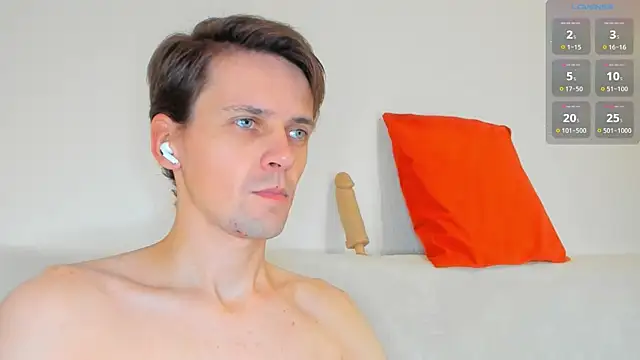 Jasper Sun online show from October 28, 2025, 9:06 pm