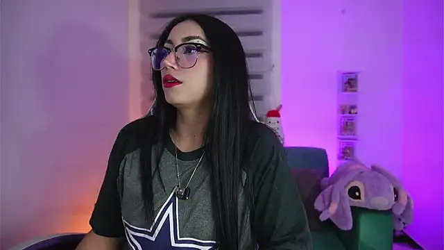 sophie cute66 online show from April 21, 2026, 6:41 am