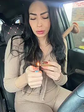 annablisss online show from January 13, 2026, 2:33 pm