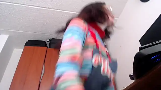 Juls winter  online show from March 19, 2025, 4:24 pm