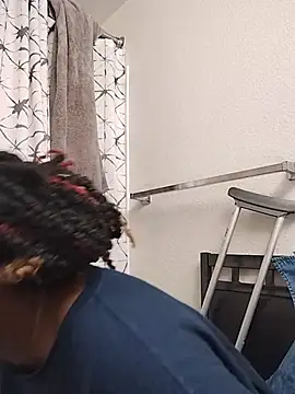 markquanna online show from October 28, 2025, 7:34 am