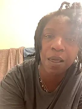 Snapshot of markquanna chatting on May 24, 2026, 9:25 am markquanna online show from May 24, 2026, 9:25 am