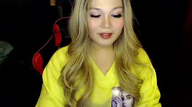 Snapshot of stacey_wills44 chatting on February 6, 2025, 10:48 am stacey wills44 online show from February 6, 2025, 10:48 am