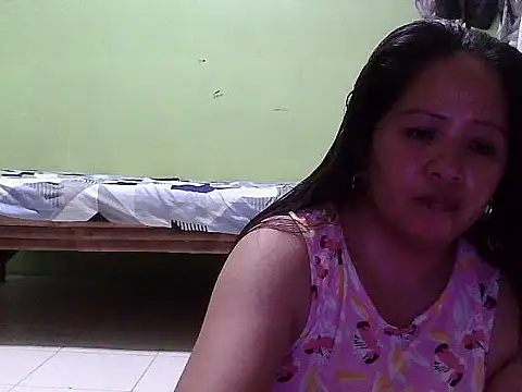 Snapshot of sweetlady_pinay chatting on March 14, 2025, 11:56 am sweetlady pinay online show from March 14, 2025, 11:56 am