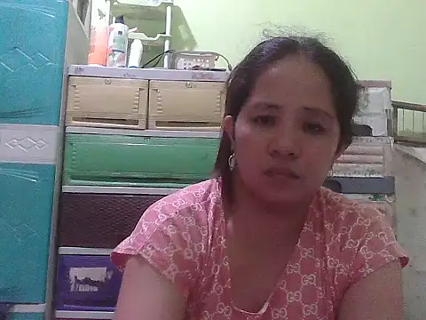 Snapshot of sweetlady_pinay chatting on February 27, 2026, 2:11 am sweetlady pinay online show from February 27, 2026, 2:11 am