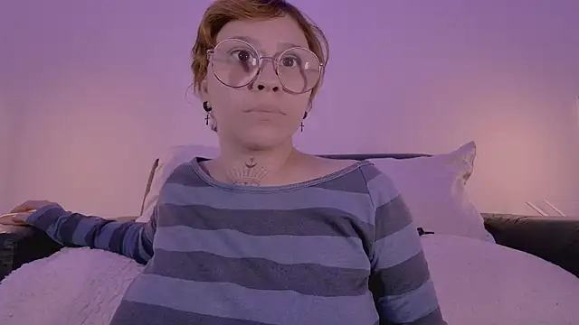 Lilmuh  online show from May 14, 2026, 1:01 am