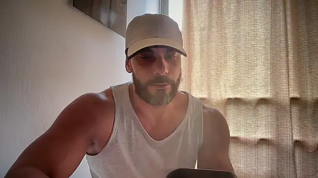 Snapshot of romeolovedark chatting on March 3, 2026, 4:02 pm romeolovedark online show from March 3, 2026, 4:02 pm