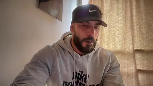 Snapshot of romeolovedark chatting on March 29, 2026, 8:53 pm romeolovedark online show from March 29, 2026, 8:53 pm