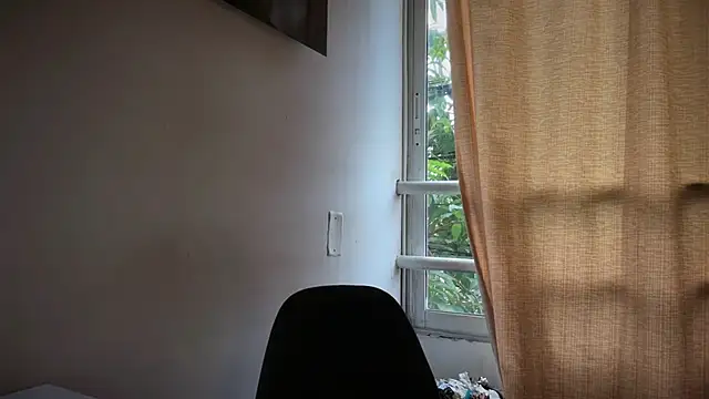 Snapshot of romeolovedark chatting on April 21, 2026, 12:11 pm romeolovedark online show from April 21, 2026, 12:11 pm