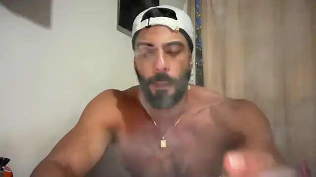 Snapshot of romeolovedark chatting on May 21, 2026, 10:33 am romeolovedark online show from May 21, 2026, 10:33 am