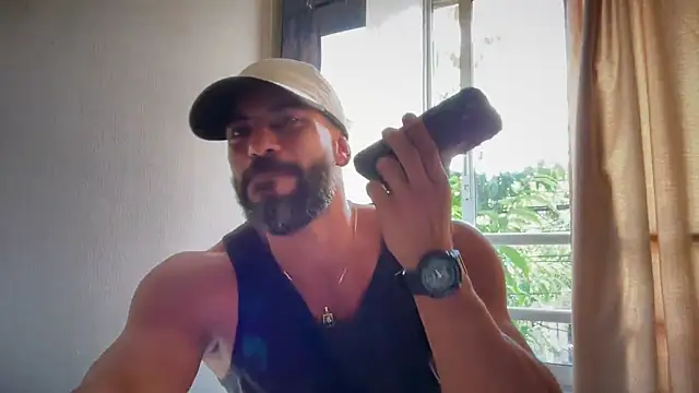 Snapshot of romeolovedark chatting on May 31, 2026, 7:26 pm romeolovedark online show from May 31, 2026, 7:26 pm