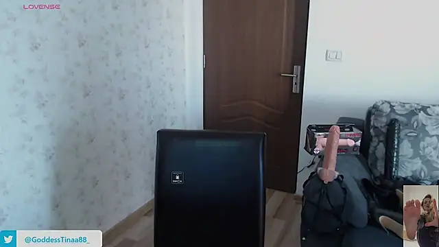 Goddess Tina online show from October 28, 2025, 7:34 am