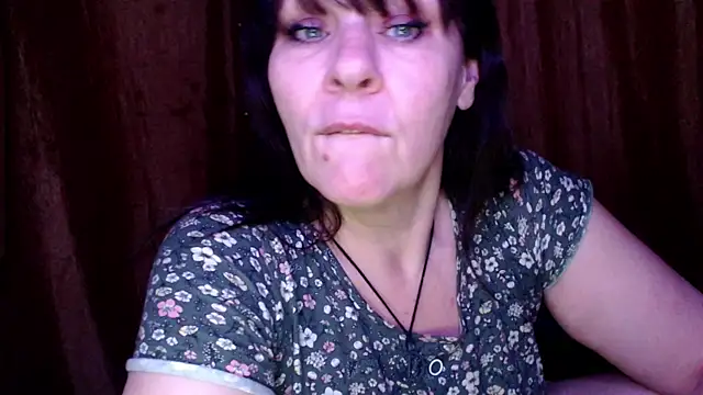 Snapshot of karina_ren_ chatting on February 11, 2025, 11:32 am karina ren online show from February 11, 2025, 11:32 am