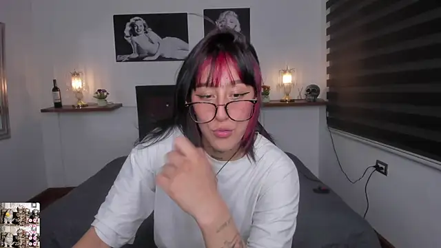 Mariana Joness online show from February 20, 2025, 8:50 am