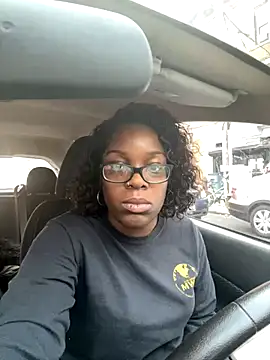 Snapshot of ChocolateBuns101 chatting on December 3, 2024, 12:49 pm ChocolateBuns101 online show from December 3, 2024, 12:49 pm