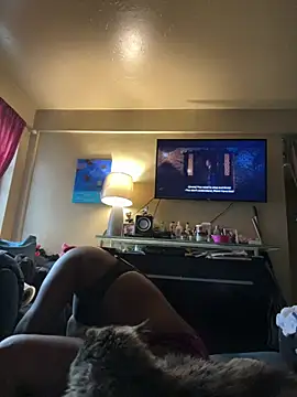 Snapshot of ChocolateBuns101 chatting on December 16, 2024, 6:49 pm ChocolateBuns101 online show from December 16, 2024, 6:49 pm