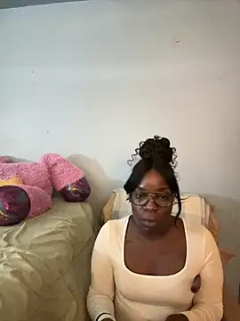 Snapshot of ChocolateBuns101 chatting on December 29, 2024, 5:42 am ChocolateBuns101 online show from December 29, 2024, 5:42 am