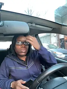 Snapshot of ChocolateBuns101 chatting on January 8, 2025, 12:47 pm ChocolateBuns101 online show from January 8, 2025, 12:47 pm