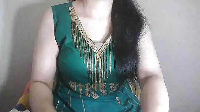 Chanchal--Navya online show from December 2, 2024, 1:02 pm