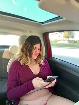 Snapshot of DaisyVibesss chatting on January 12, 2025, 3:03 pm DaisyVibesss online show from January 12, 2025, 3:03 pm