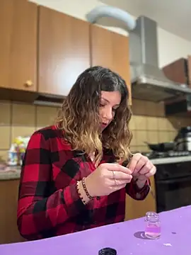 Snapshot of DaisyVibesss chatting on March 12, 2025, 11:53 am DaisyVibesss online show from March 12, 2025, 11:53 am