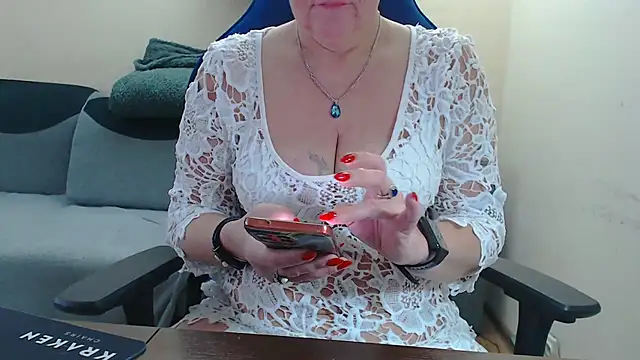 Diablica41 online show from November 28, 2025, 8:28 am