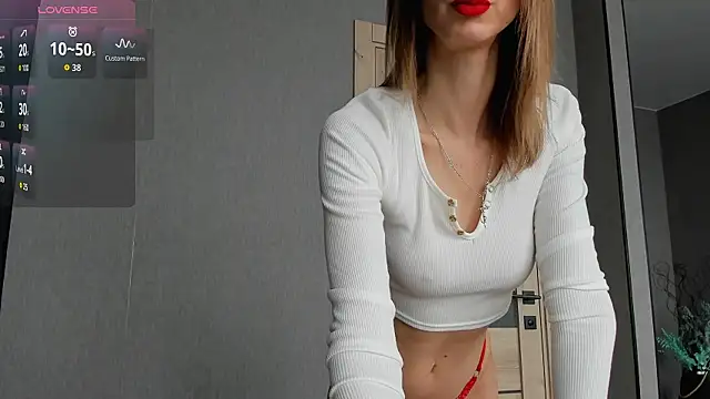 Snapshot of XValkyrieX chatting on February 14, 2026, 12:13 pm XValkyrieX online show from February 14, 2026, 12:13 pm