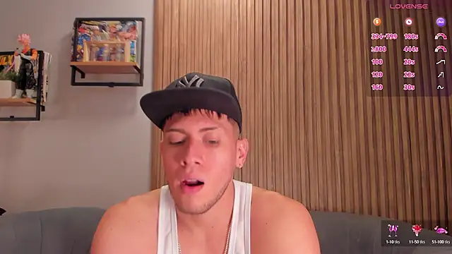 Snapshot of SebastianMaximoff chatting on December 16, 2024, 3:43 pm SebastianMaximoff online show from December 16, 2024, 3:43 pm