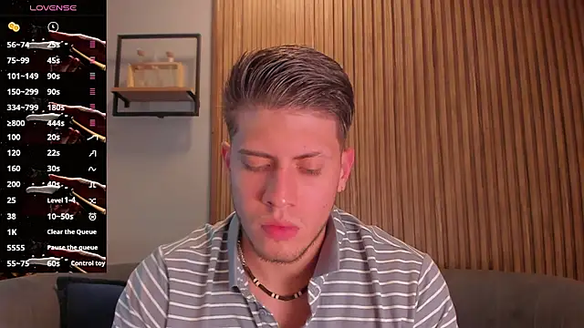 Snapshot of SebastianMaximoff chatting on January 14, 2025, 6:07 pm SebastianMaximoff online show from January 14, 2025, 6:07 pm
