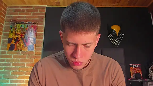Snapshot of SebastianMaximoff chatting on March 7, 2025, 2:23 pm SebastianMaximoff online show from March 7, 2025, 2:23 pm