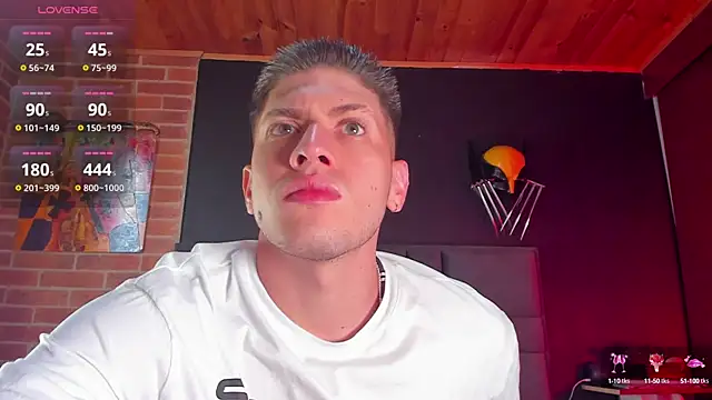 Snapshot of SebastianMaximoff chatting on March 18, 2025, 1:20 pm SebastianMaximoff online show from March 18, 2025, 1:20 pm