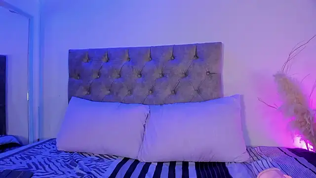 ale cam online show from January 13, 2026, 2:28 am