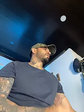 CamiloGray  online show from January 31, 2025, 2:07 pm