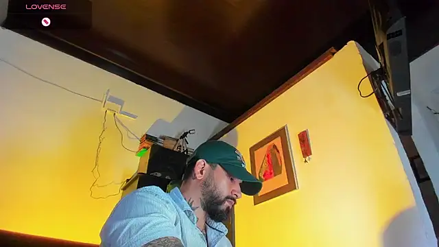 CamiloGray  online show from September 9, 2025, 2:16 pm