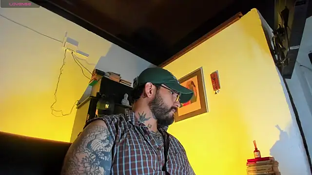 CamiloGray  online show from December 15, 2025, 2:54 pm