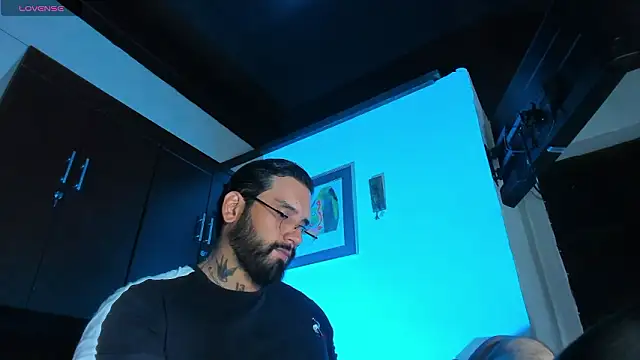 CamiloGray  online show from January 15, 2026, 1:37 pm