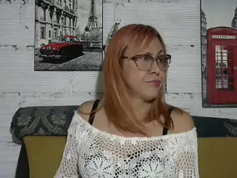 divahot08 online show from March 13, 2025, 4:45 pm