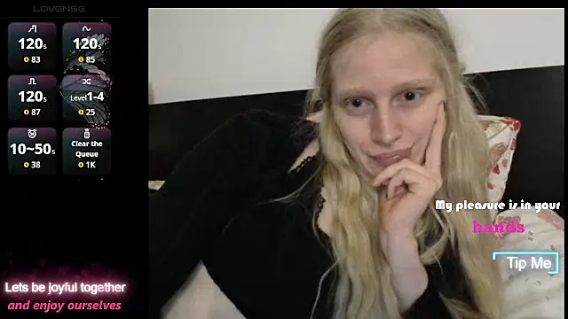 Snapshot of VeronicaJoyful chatting on November 23, 2025, 11:59 pm VeronicaJoyful online show from November 23, 2025, 11:59 pm