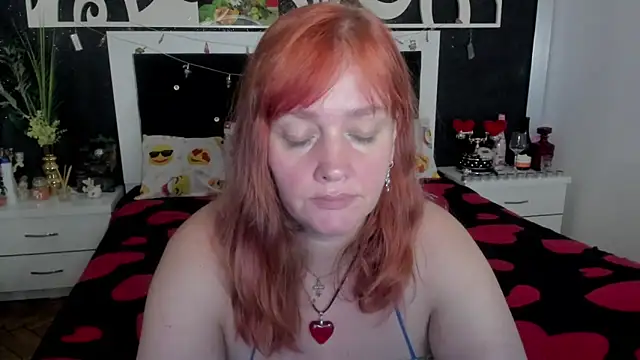 Snapshot of SinFulTitsDD chatting on January 11, 2025, 8:10 pm SinFulTitsDD online show from January 11, 2025, 8:10 pm