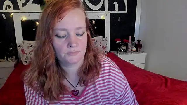 Snapshot of SinFulTitsDD chatting on January 24, 2025, 8:11 pm SinFulTitsDD online show from January 24, 2025, 8:11 pm