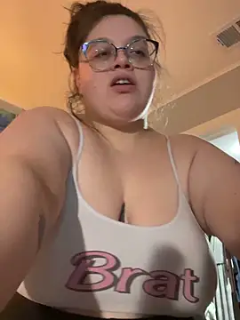 ItsBunniBabe online show from June 5, 2026, 3:02 am