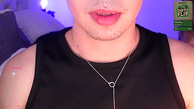 juanes chris online show from October 22, 2025, 12:55 am