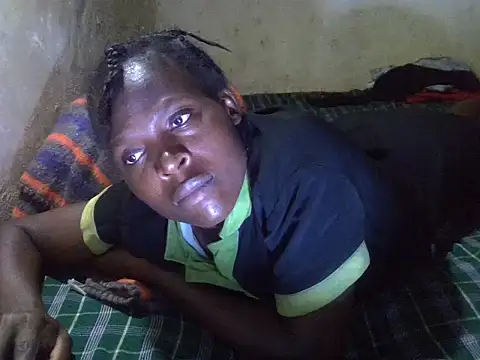 cute-shamza online show from September 17, 2025, 4:30 pm