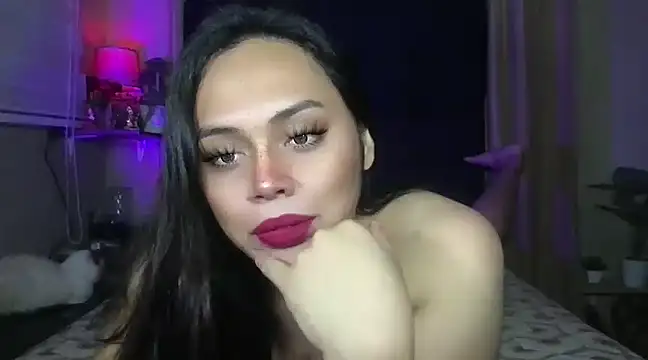 Snapshot of _MissKhimberlyXxx_ chatting on January 20, 2025, 10:37 pm MissKhimberlyXxx online show from January 20, 2025, 10:37 pm