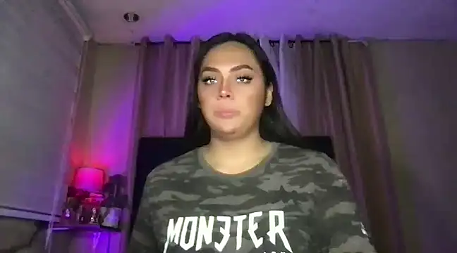 Snapshot of _MissKhimberlyXxx_ chatting on January 24, 2025, 7:08 am MissKhimberlyXxx online show from January 24, 2025, 7:08 am